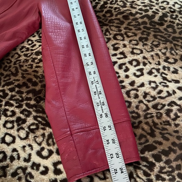 Terry Lewis red leather jacket - Picture 10 of 13